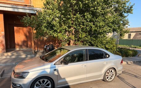 Volkswagen Polo VI (EU Market), 2011 год, 625 000 рублей, 3 фотография