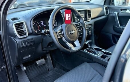 KIA Sportage IV рестайлинг, 2018 год, 2 100 000 рублей, 11 фотография