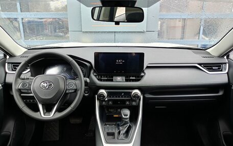 Toyota RAV4, 2025 год, 3 920 000 рублей, 8 фотография