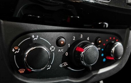 Renault Duster I рестайлинг, 2016 год, 1 599 000 рублей, 20 фотография