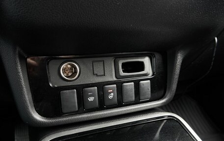 Mitsubishi Outlander III рестайлинг 3, 2018 год, 1 878 000 рублей, 11 фотография