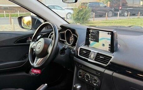 Mazda 3, 2015 год, 1 620 000 рублей, 11 фотография