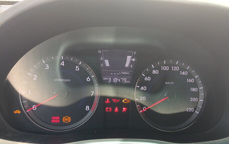 Hyundai Solaris II рестайлинг, 2011 год, 620 000 рублей, 11 фотография