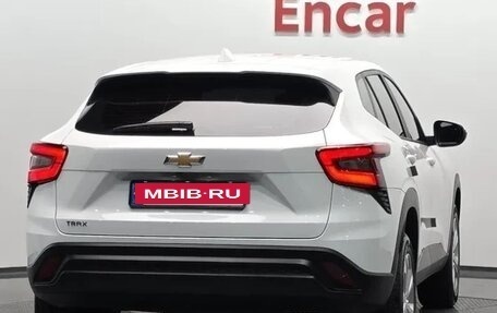 Chevrolet Trax, 2023 год, 1 650 000 рублей, 4 фотография