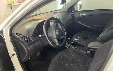 Hyundai Solaris II рестайлинг, 2016 год, 720 000 рублей, 7 фотография