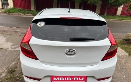 Hyundai Solaris II рестайлинг, 2016 год, 720 000 рублей, 4 фотография