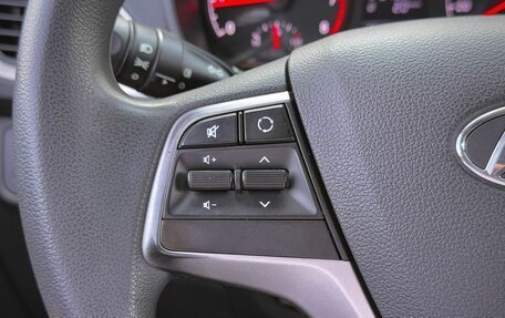 Hyundai Solaris II рестайлинг, 2017 год, 999 000 рублей, 16 фотография
