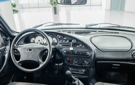 Chevrolet Niva I рестайлинг, 2006 год, 214 000 рублей, 9 фотография