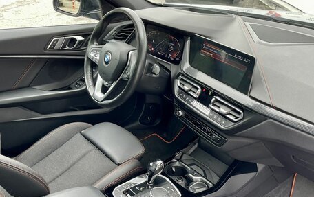 BMW 1 серия, 2019 год, 3 549 000 рублей, 10 фотография