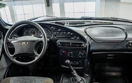 Chevrolet Niva I рестайлинг, 2004 год, 227 000 рублей, 10 фотография