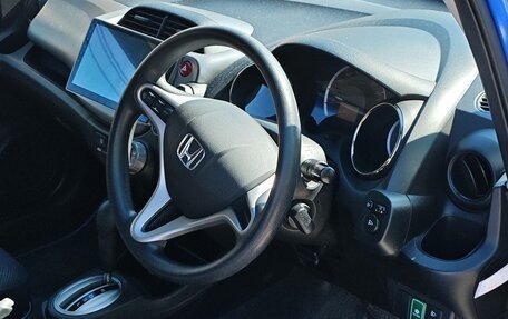 Honda Fit III, 2011 год, 870 000 рублей, 11 фотография