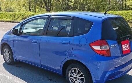 Honda Fit III, 2011 год, 870 000 рублей, 6 фотография