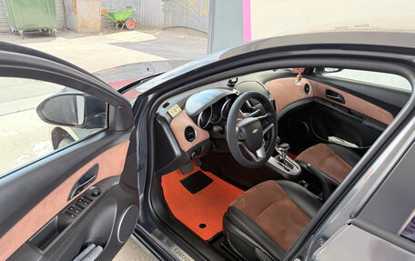 Chevrolet Cruze II, 2013 год, 800 000 рублей, 8 фотография