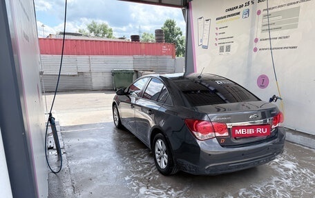 Chevrolet Cruze II, 2013 год, 800 000 рублей, 3 фотография