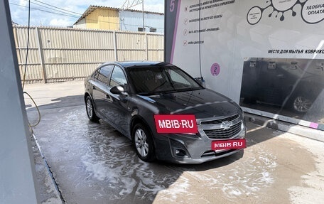 Chevrolet Cruze II, 2013 год, 800 000 рублей, 2 фотография