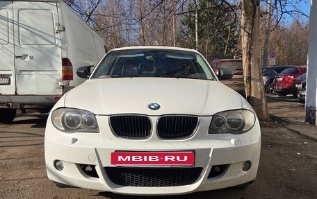 BMW 1 серия, 2011 год, 950 000 рублей, 2 фотография