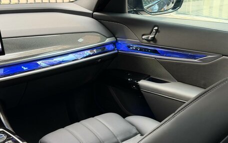 BMW 7 серия, 2025 год, 13 700 000 рублей, 23 фотография