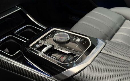 BMW 7 серия, 2025 год, 13 700 000 рублей, 18 фотография