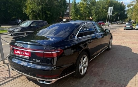 Audi A8, 2018 год, 3 100 000 рублей, 10 фотография