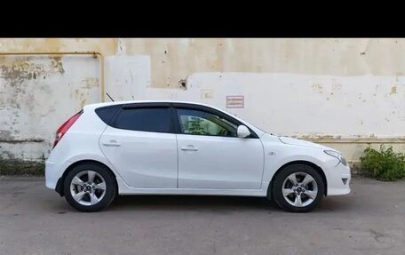 Hyundai i30 I, 2010 год, 555 000 рублей, 6 фотография