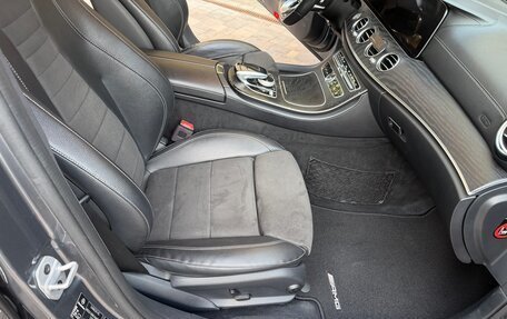 Mercedes-Benz E-Класс, 2019 год, 2 990 000 рублей, 13 фотография