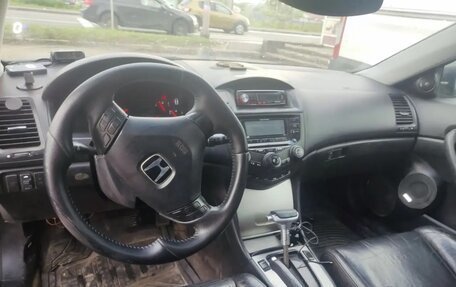 Honda Accord VII рестайлинг, 2003 год, 680 000 рублей, 3 фотография