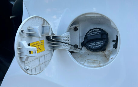 Hyundai Solaris II рестайлинг, 2012 год, 750 000 рублей, 5 фотография