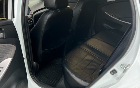 Hyundai Solaris II рестайлинг, 2012 год, 750 000 рублей, 26 фотография