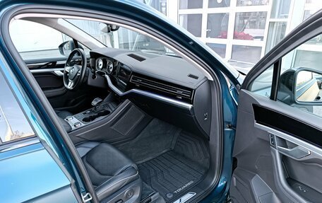 Volkswagen Touareg III, 2019 год, 5 495 000 рублей, 15 фотография