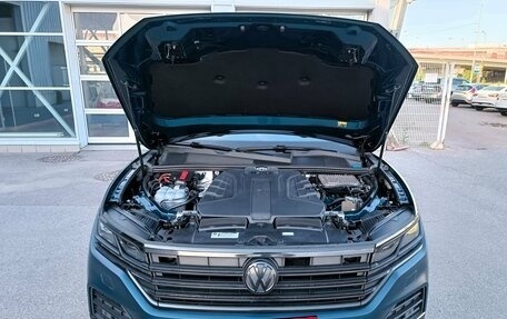 Volkswagen Touareg III, 2019 год, 5 495 000 рублей, 10 фотография