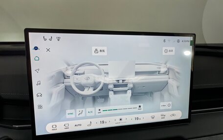 Toyota RAV4, 2026 год, 4 349 000 рублей, 17 фотография