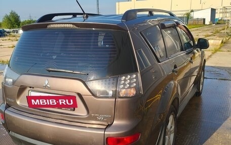 Mitsubishi Outlander III рестайлинг 3, 2011 год, 1 100 000 рублей, 5 фотография