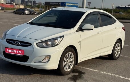 Hyundai Solaris II рестайлинг, 2013 год, 670 000 рублей, 1 фотография