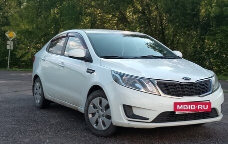 KIA Rio III рестайлинг, 2013 год, 800 000 рублей, 1 фотография