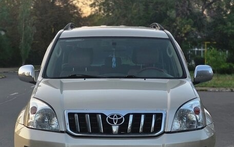 Toyota Land Cruiser Prado 120 рестайлинг, 2007 год, 1 800 000 рублей, 6 фотография