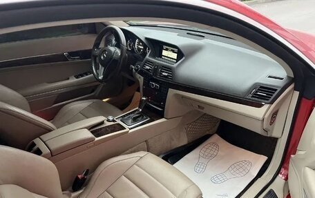 Mercedes-Benz E-Класс, 2012 год, 1 250 000 рублей, 11 фотография