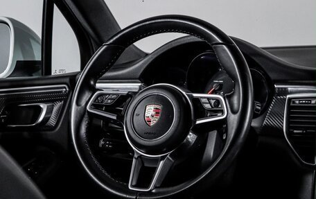 Porsche Macan I рестайлинг, 2018 год, 4 000 000 рублей, 6 фотография