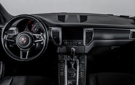 Porsche Macan I рестайлинг, 2018 год, 4 000 000 рублей, 7 фотография