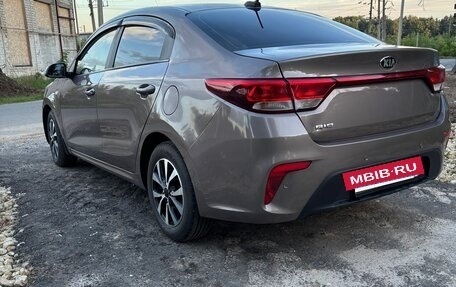 KIA Rio IV, 2018 год, 1 099 000 рублей, 4 фотография