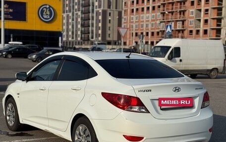 Hyundai Solaris II рестайлинг, 2013 год, 670 000 рублей, 5 фотография