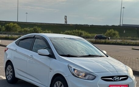 Hyundai Solaris II рестайлинг, 2013 год, 670 000 рублей, 2 фотография