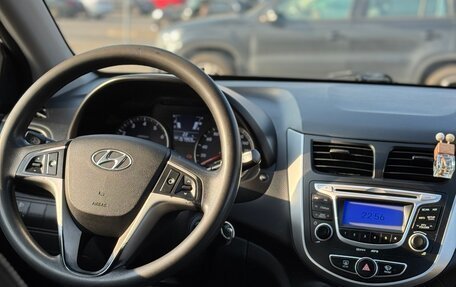 Hyundai Solaris II рестайлинг, 2013 год, 670 000 рублей, 7 фотография