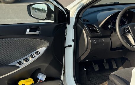 Hyundai Solaris II рестайлинг, 2013 год, 670 000 рублей, 10 фотография