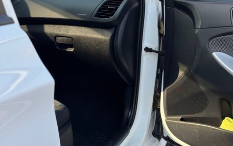 Hyundai Solaris II рестайлинг, 2013 год, 670 000 рублей, 15 фотография