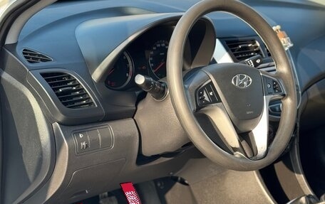 Hyundai Solaris II рестайлинг, 2013 год, 670 000 рублей, 8 фотография