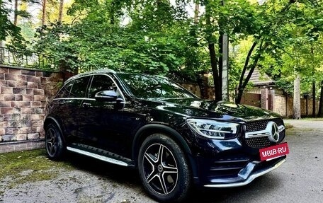 Mercedes-Benz GLC, 2022 год, 5 800 000 рублей, 2 фотография