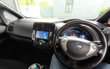 Nissan Leaf I, 2015 год, 800 000 рублей, 13 фотография