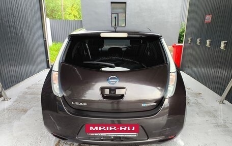 Nissan Leaf I, 2015 год, 800 000 рублей, 5 фотография