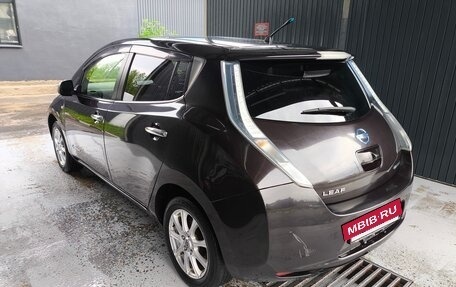 Nissan Leaf I, 2015 год, 800 000 рублей, 6 фотография