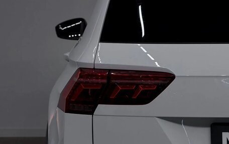 Volkswagen Tiguan II, 2021 год, 3 670 000 рублей, 23 фотография